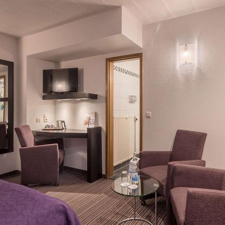Best Western City Hotel เพียร์มาเซินส์ ภายนอก รูปภาพ