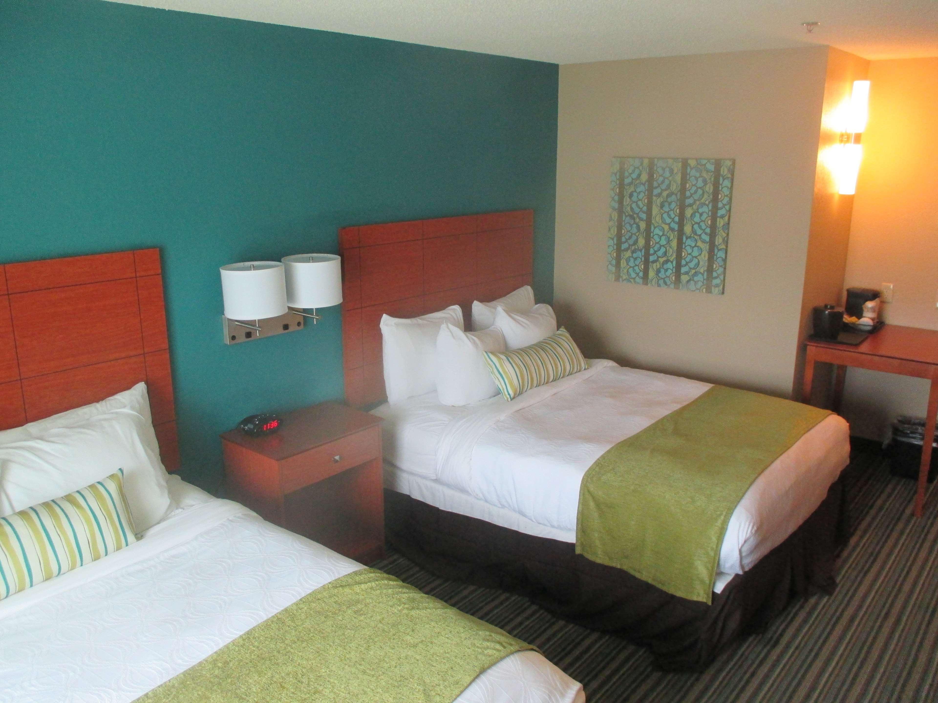Best Western City Hotel เพียร์มาเซินส์ ภายนอก รูปภาพ