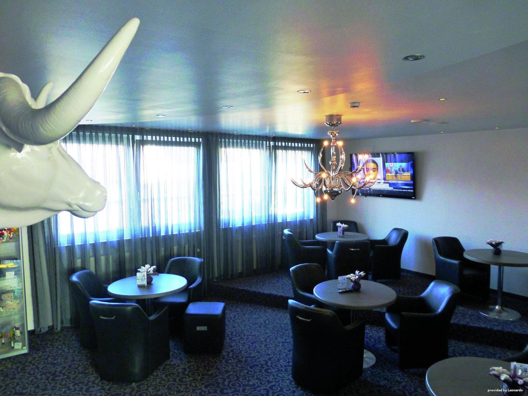 Best Western City Hotel เพียร์มาเซินส์ ภายนอก รูปภาพ